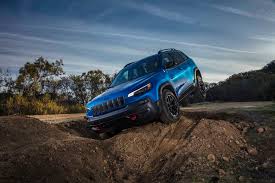 New And Used Jeep Cherokee Prices Photos Reviews Specs The Car Connection