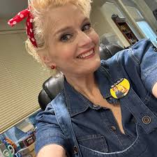 We are very sorry to have to inform you that unfortunately due to illness  Chris will not be able to perform