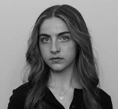 Lisa Kester's Instagram, Twitter & Facebook