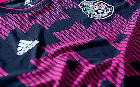 El jersey apareció por primera vez en la revistas sports illustrated en el 2002. Galeria Todos Los Jerseys Adidas De La Seleccion Mexicana 2007 2021 Mediotiempo
