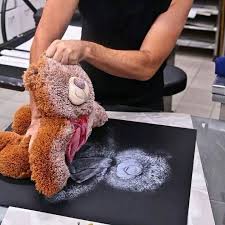 Before Throwing The Old Teddy Create A Momento 1 Unstuff 2 Lightly Spray Paint 3 Press Against Paper Crafts Kids Memories Kids