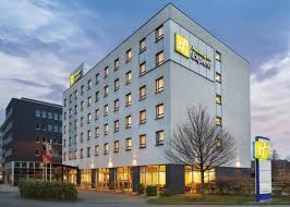 An inviting le quartier central hotel in dusseldorf with an open lobby. Holiday Inn Express Dusseldorf City North Dusseldorf