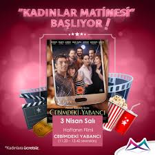 Burak deniz, büşra develi, eriş akman tür: Metromall Avm Metromall De Kadinlar Matinesi Keyfi Devam Facebook