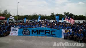 At over the highway speed limit, it tracks the road. Malaysia Ford Ranger Club S Mega Gathering 215 Ford Rangers Going Beyond A Car Meet Autobuzz My