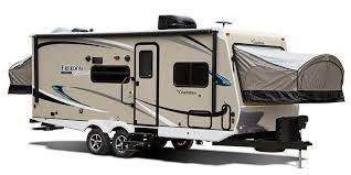 Kevin from coachmen freedom express takes you through the exterior and interior of 2021 freedom express ultra lite 192rbs. 2018 Coachmen Freedom Express 22tsx Specs And Literature Guide