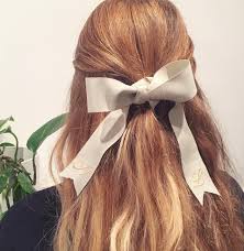 Easy new year's eve hairstyle braided hairstyles , party hairstyles , ponytail hairstyles / december 29, 2014 by claire victory we're in the last days of 2014 and that means the countdown to nye is on. The 9 Best Hairstyles For New Year S Eve 2020 Who What Wear