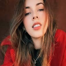 CASTELLO, Sarah Branco