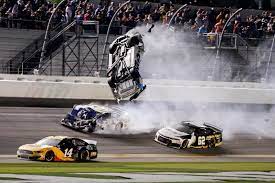 Denny Hamlin and Ryan Newman contrast risk and reward at Daytona 500 –  Hartford Courant
