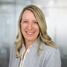 Melissa Oldfield's Instagram, Twitter & Facebook