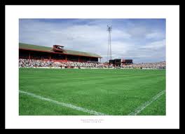 Fleetwood town v barnsley football league one saturday 19th march 2016, 3pm lee mills (barnsley fan) why were you looking forward to this game and visiting the highbury stadium? Oakwell Stadium 1987 Barnsley Fc Photo Memorabilia