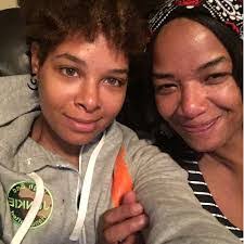 Tammy Manuel's Instagram, Twitter & Facebook