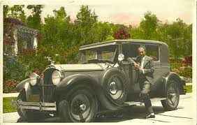Does Anyone Know What Year And Model This Packard Is I Found This Old Hand Colored Photo Of Famous Dr Pietro Rotondi Leani Classic Cars Antique Cars Packard