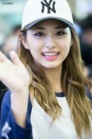 Pin By Ev On Twice Girl Model Sport Girl Korean Actresses