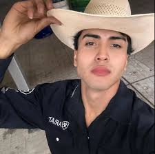 Alejandro Benjamin en personas