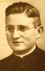 Alfred Bracy's Instagram, Twitter & Facebook