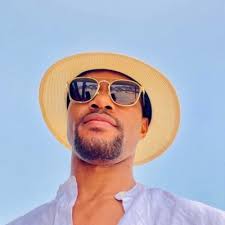 Ayo Ilesanmi (@ayoilesanmi)