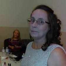 Anna Beatty's Instagram, Twitter & Facebook