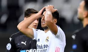 He scored just seven goals with a meager two assists in all competitions despite playing 2,608 minutes. Real Asensio Comeback Benzema Traumtor