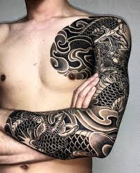 Black And White Japanese Dragon Arm Tattoo I Was Born In The Year Of The Dragon Think Maybe A Black And White Dragon Cool Shoulder Tattoos Japanese Sleeve Tattoos Japanese Tattoo