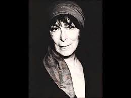 She is an actress, known for nadeje (1964), turhan tähden (1966) and kdyby tisíc klarinetu (1965). Hana Hegerova Pojd Dal Youtube