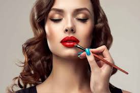 Students will have created an impressive portfolio at the end of their makeup course and mastered the vital abilities needed in the makeup sector. Beautician Courses In India Top Beauty And Cosmetology Schools