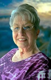 Carol Caudill's Instagram, Twitter & Facebook