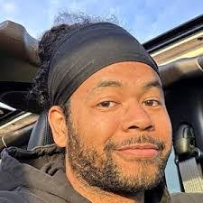 Forrest Jones's Instagram, Twitter & Facebook