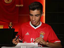 Latest on moreirense defender rodrigo conceição including news, stats, videos, highlights and more on espn Rodrigo Conceicao Troca O Benfica Pela Equipa B Do Fc Porto Maisfutebol