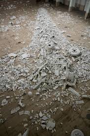 Liu jianhua began his career in 1977 by working at the jingdezhen pottery and porcelain sculpture factory. Dream In Conflict Liu Jianhua 29 11 2008 San Gimignano