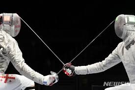 Jun 05, 2021 · 안토니오 콘테의 토트넘행 협상이 중단됐다.유럽축구 이적 시장 전문가인 파브리지오 로마노는 5일(한국시간) 토트넘과 콘테 협상이 교착 상태에 빠졌다고 자신의 sns를 통해 전했다.그는 콘테가 4명 이상의 스태프 멤버를 데려가겠다고 하자 토트넘이 난색을 표명했다고 적었다.또 급여 문제에. íŽœì‹± ì˜¤ìƒìš± 8ê°•ì„œ ì˜¤ì‹¬ ë…¼ëž€ ë¶€ë‹¹í•˜ê²Œ 1ì  ë¹¼ì•—ê²¼ë‹¤ ë¨¸ë‹ˆíˆ¬ë°ì´