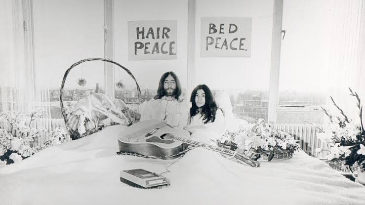 Resultado de imagen para Julia Baird, hermana de John Lennon"