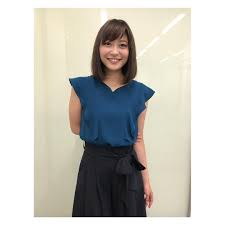 今日の衣装は fabulousangela official でした 落ち着いた色合いで大人っぽい衣装でした テレビ朝日 スーパーjチャンネル 久冨慶子 アナウンサー アナウンサー 女優 大人っぽい