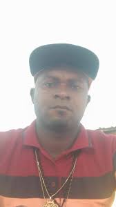 What are the expectations for gender roles in a relationship regarding  household chores?