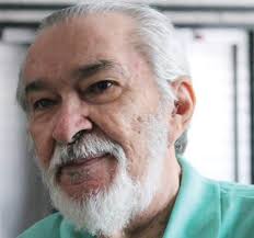 Eliane Brum isola-se na liderança entre os +Premiados da História R7  contrata 25 antes do Natal