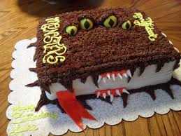 Monster Book Of Monsters Cake Awesome Harry Potter Food Harry Potter Cake Harry Potter Birthday Party