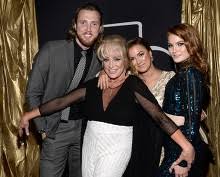 Singersongwriter Tanya Tucker Her Children Lr Editorial Stock Photo - Stock  Image | Shutterstock Editorial