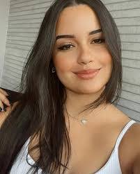 Kendall Harvey's Instagram, Twitter & Facebook