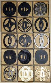 pin de dominic smart em 刀鍔 japanese sword brim facas e espadas facas e armas referencia de arte