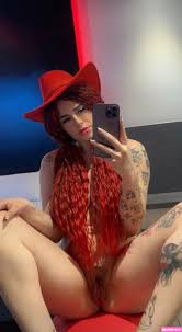 Yessica Castaneda bares her body in stunning nudes from her exclusive content