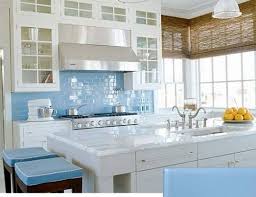Pintar los azulejos es una forma sencilla y muy económica de renovar el look de tu baño. Pintar Azulejos Como Hacerlo Blogdecoraciones Com