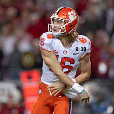 Espn's paul finebaum picked clemson tigers quarterback trevor lawrence to win the 2020 heisman trophy. Why Trevor Lawrence Should Sit Out The Next Two Years Wsj