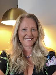 Jay B 💚🤍💜 (@jakkiB26)