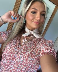 Y'all, these little wild rags are the perfect things to spice up your  outfit!! $15.00 I have these 2 colors available!