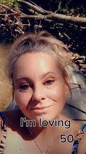 Florine Daniel's Instagram, Twitter & Facebook