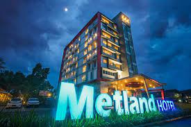 Film yang sedang tayang di ramayana cirebon xxi di antaranya film. Metland Hotel Cirebon 22 5 5 Prices Reviews Indonesia Tripadvisor