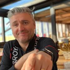 Dan Dumitru Damian (@dandamian)