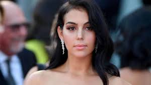Cristiano ronaldo's girlfriend georgina rodriguez recently gave birth to their daughter. Georgina Rodriguez Bio Net Worth Dating Boyfriend Cristiano Ronaldo Childrens Model Salary Height Parents Nationality Age Facts Wiki Wikiodin Com