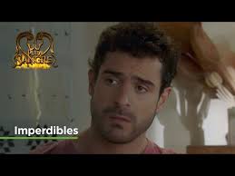 Azucena está preocupada por el futuro de Eduardo