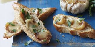 Joy Bauer Gives Flavorful Garlic Bread A Healthy Makeover Recipe Joy Bauer Recipes Recipes Garlic Bread