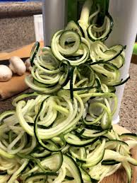 How to use manual green zucchini pasta maker. How To Make Zucchini Noodles Gluten Free Pasta Option